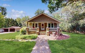 Acorn House